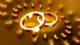 Golden Wedding Rings and Hearts Loop - Video HD